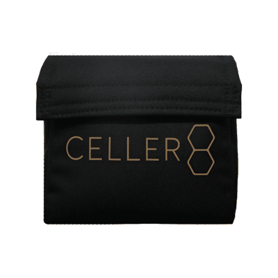 CELLER8 and mat carry bags