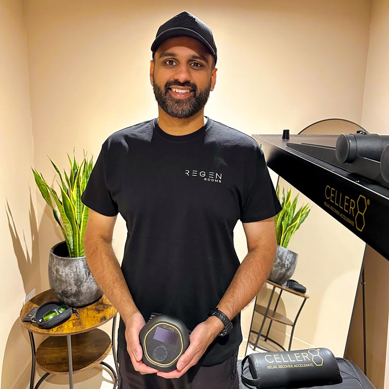 Owner of Regen Room with the CELLER8 in his clinic