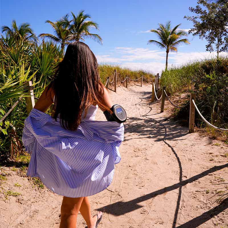 Duo laying down on CELLER8 mat